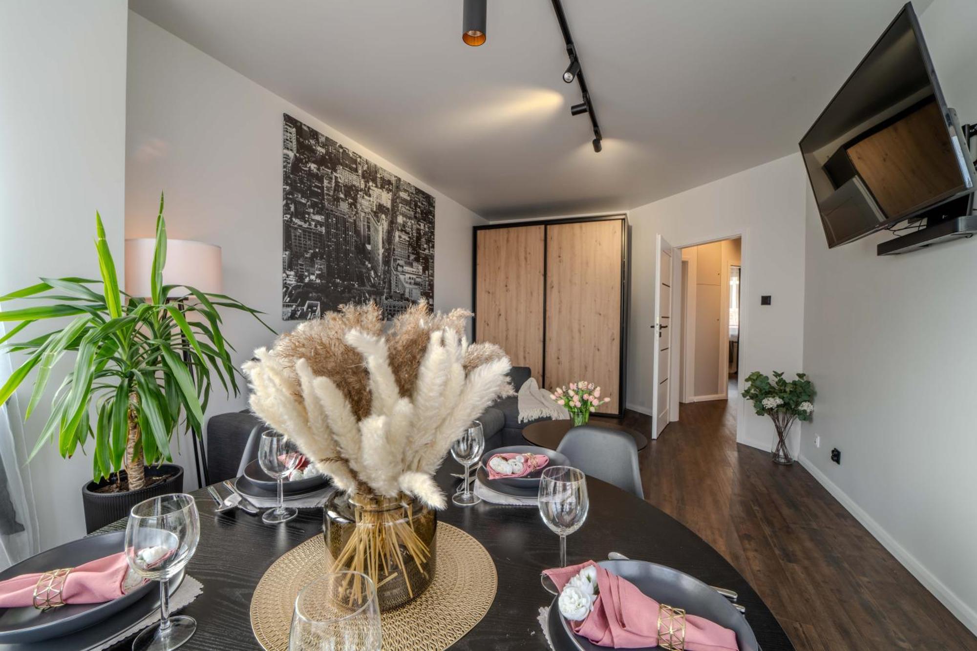 New Large Modern Apartment - City Center - 60M2 - Lift - Parking Wroclaw Luaran gambar